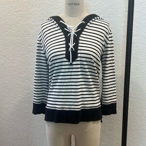 Jones New York timeless Striped Black and White Women's Top nautical hoodie